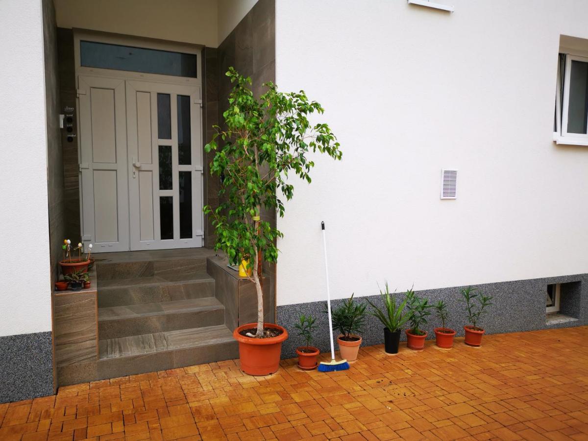 Apartmany Za Sakurou Hodonín Dış mekan fotoğraf